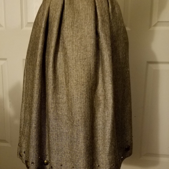 Micheal Kors Skirt Size 2. - Picture 5 of 6